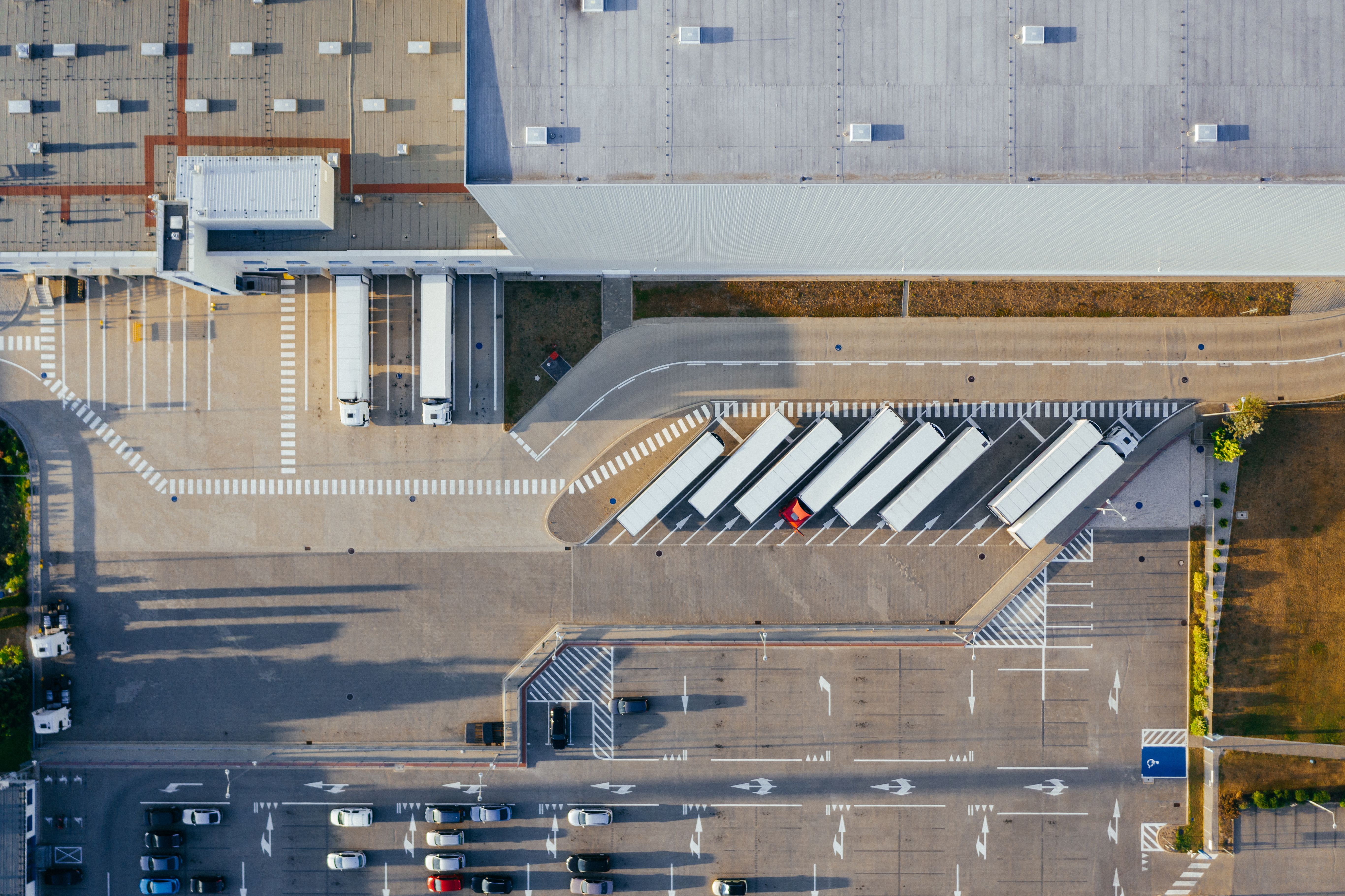 Fox Logistics freight and shipping operations