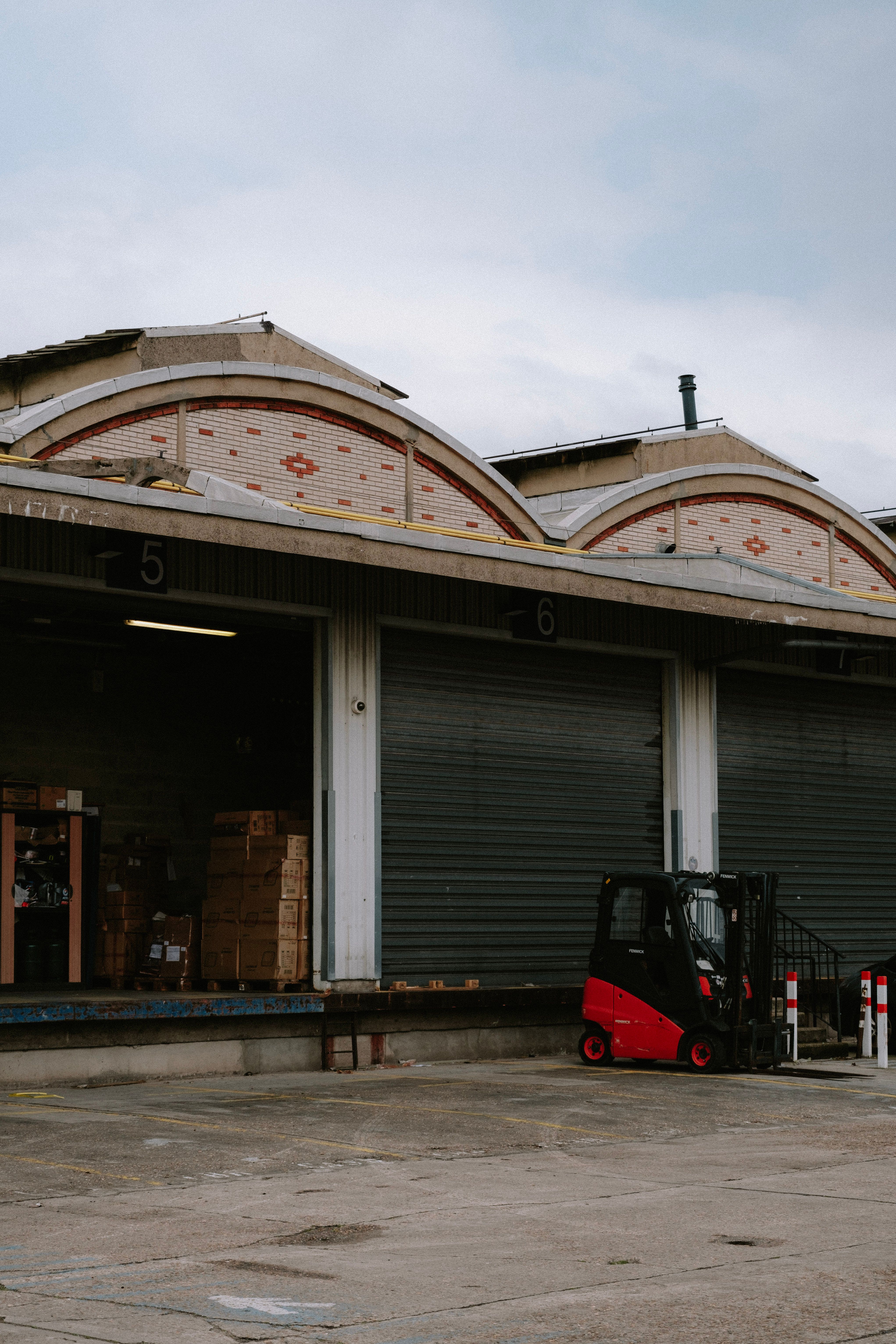 Logistics warehouse operations